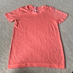 Lululemon top